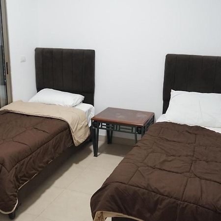 Romantic Chalet Between Swimming Pools And Close To The Seashore Aqaba Esterno foto